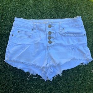 White billabong shorts
